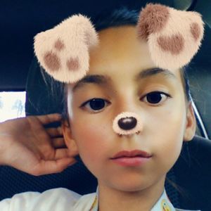 Meet your Posher, Selena